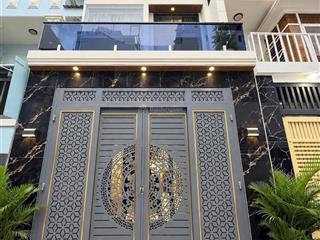 Quận 7 nhà 1 trệt 2 lầu hẻm 749 huỳnh tấn phát .