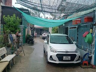 Nhà cấp 4 rất rộng 100m2 đã hoàn công