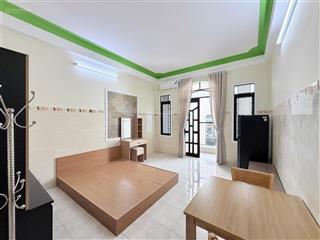 Ch studio  cửa sổ  ban công full nt gần ngã tư phú nhuận