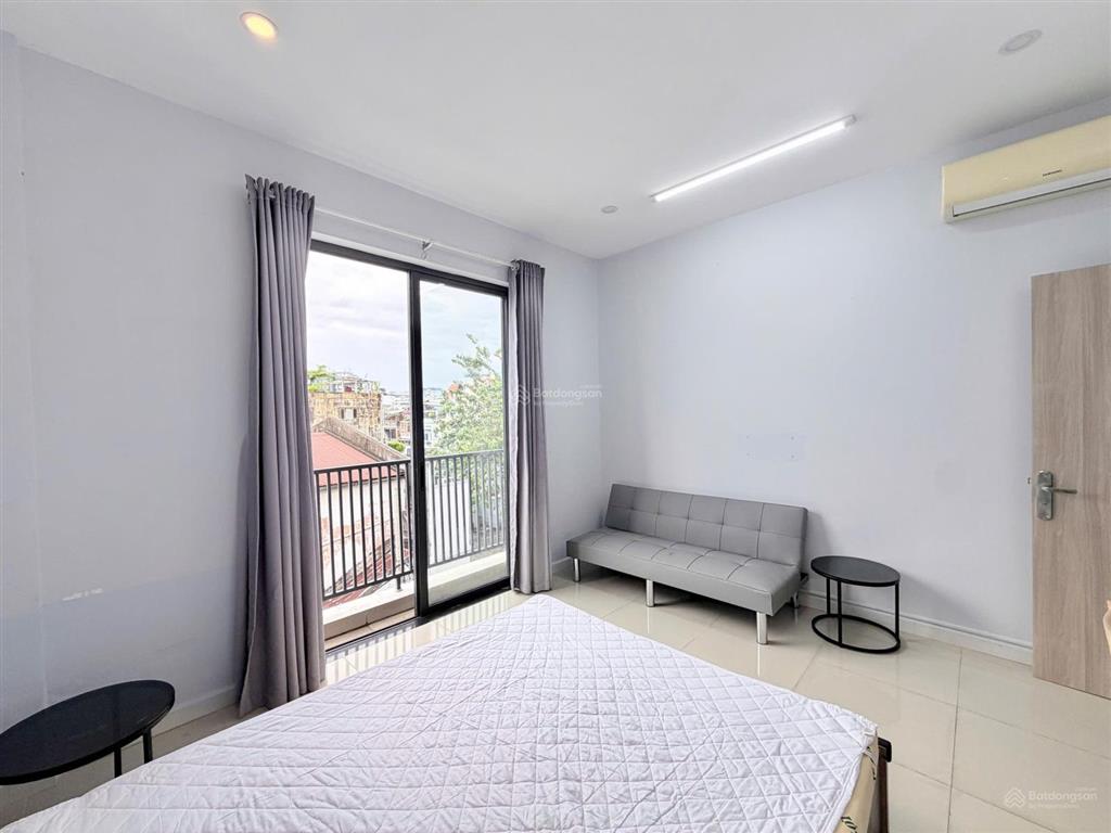 Căn hộ 1pn ngủ full nt ban công máy giặt riêng thang máy nằm ngay ngã tư phú nhuận