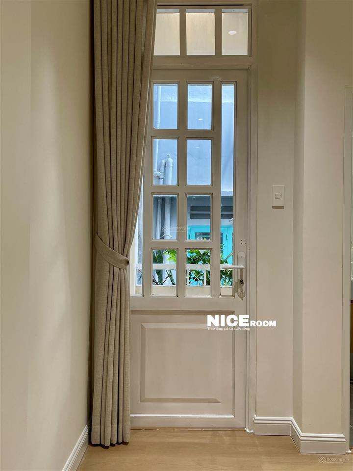 Cho thuê căn hộ dịch vụ mới 100% ngay ga metro văn thánh, 9 triệu, 40m², đầy đủ tiện ích