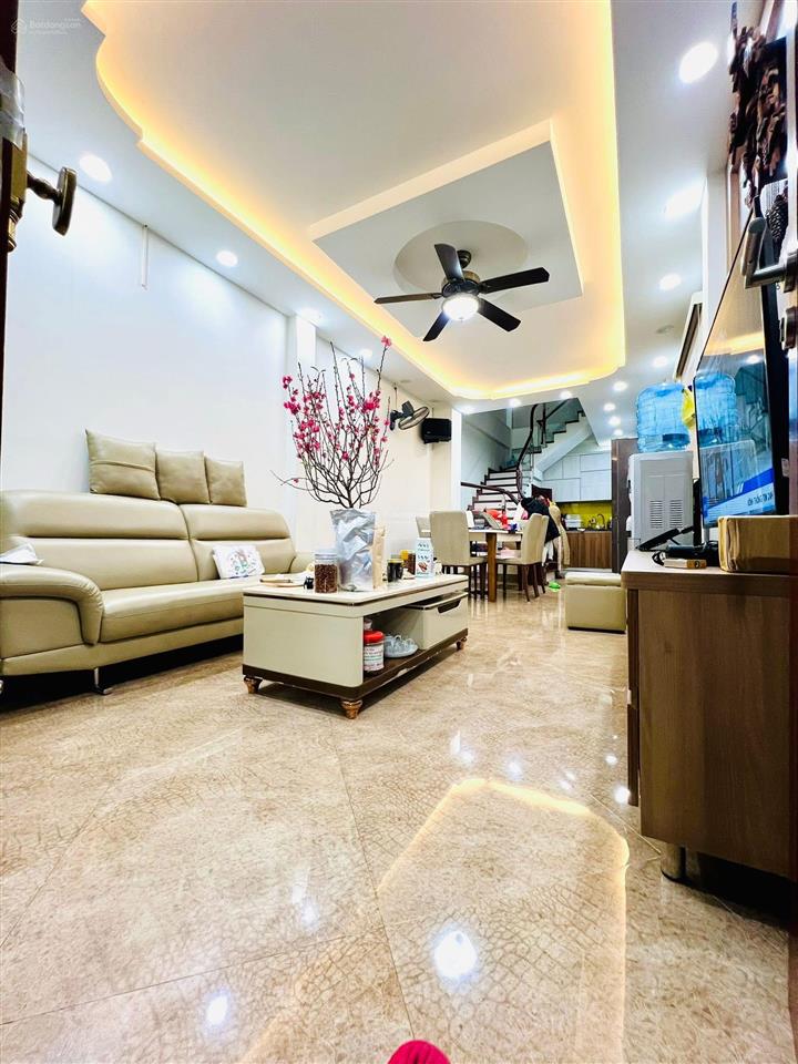 Tôn đức thắng 45/50m 5 tầng lô góc ô chờ thang máy ngõ thông ngõ vf3 50m ra phố  giá 12 tỷ
