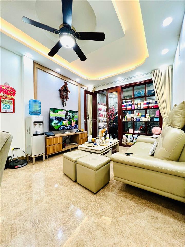 Tôn đức thắng 45/50m 5 tầng lô góc ô chờ thang máy ngõ thông ngõ vf3 50m ra phố  giá 12 tỷ