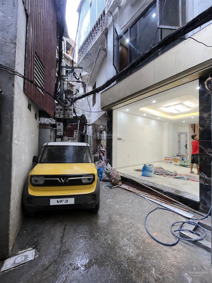 Khương trung, khương đình 35m 6 tầng thang máy vf3 đỗ cửa 50m ra phố  hơn 10 tỷ  0797 277 ***