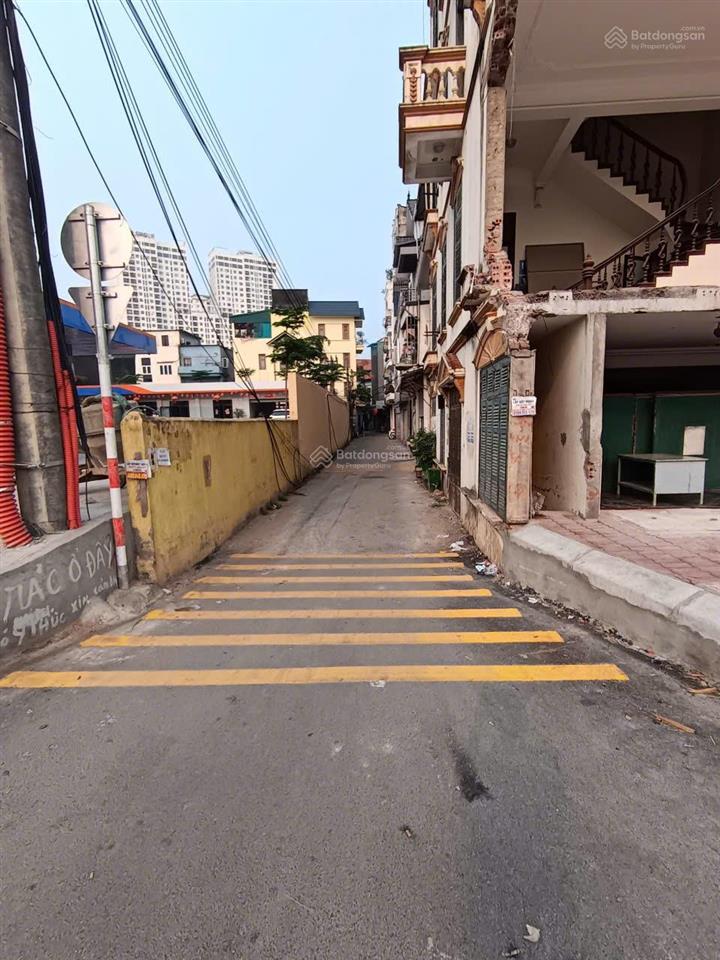 Cần bán gấp lô đất ngay mặt ql1a  52,5m2  tại đường ngọc hồi, xã ngũ hiệp, thanh trì cũ