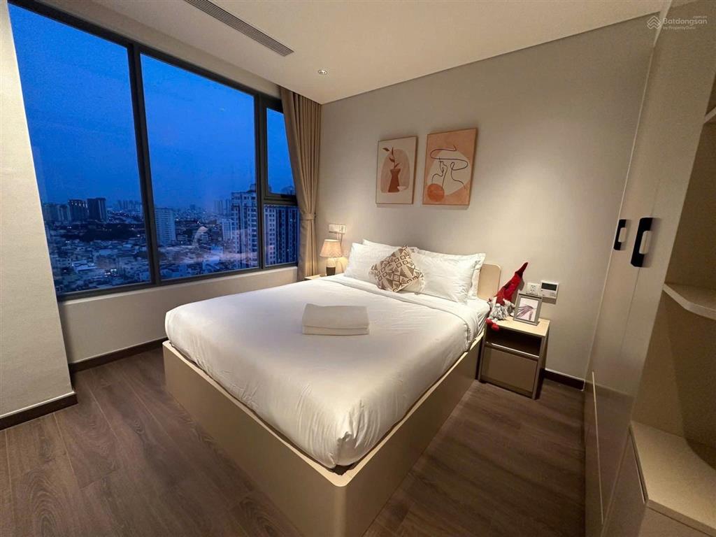 Chính chủ bán căn hộ trần hưng đạo q5 view q1 căn 3pn shr đang cho thuê 45tr tháng