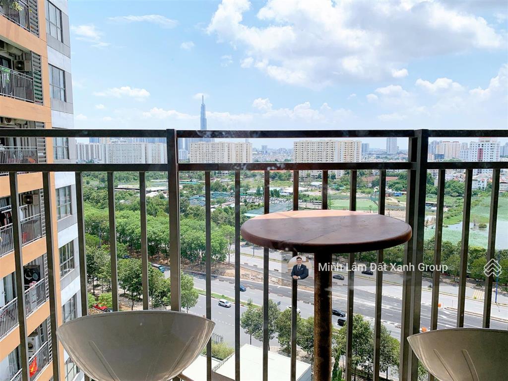 Giá 7,2 tỷ  chính chủ bán 2pn the sun avenue dt 73m2, nội thất đầy đủ, view landmank