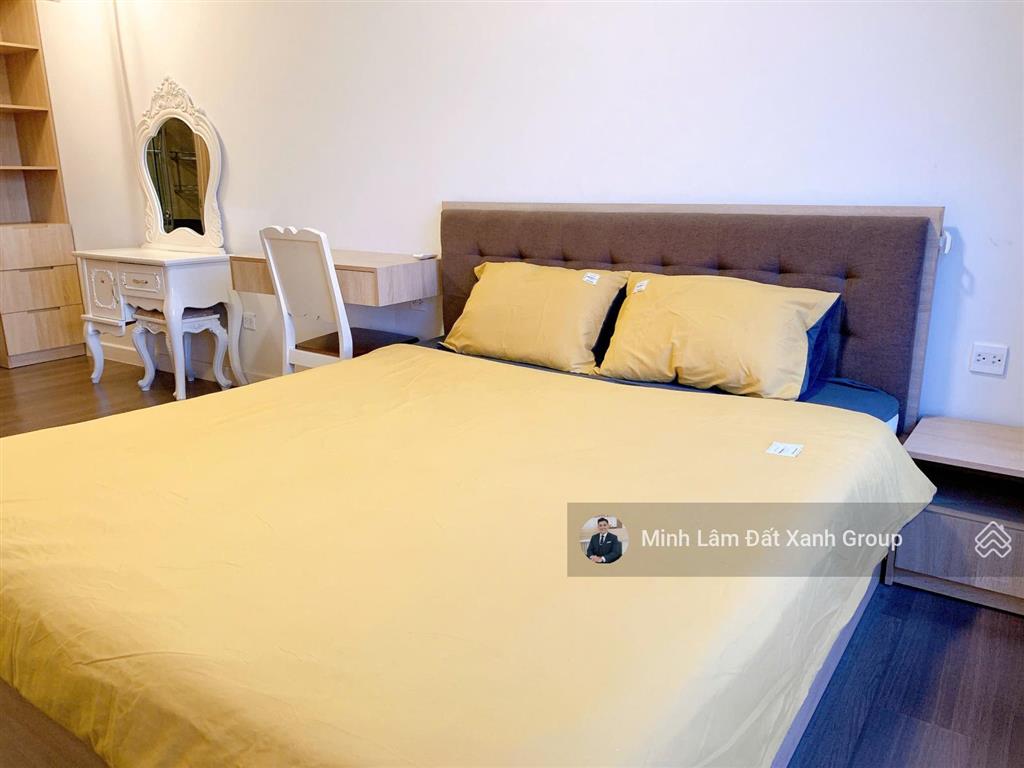Giá 7,2 tỷ  chính chủ bán 2pn the sun avenue dt 73m2, nội thất đầy đủ, view landmank