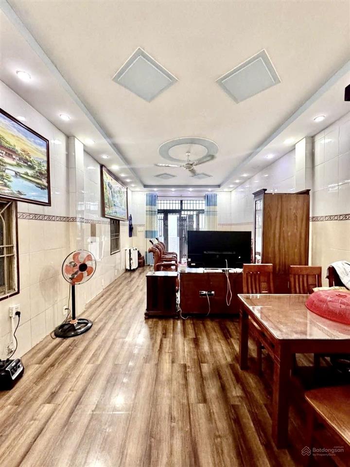 Bán nhà nguyễn duy cung, hẻm xe hơi, 60m2, 2 tầng đúc, hơn 5 tỷ