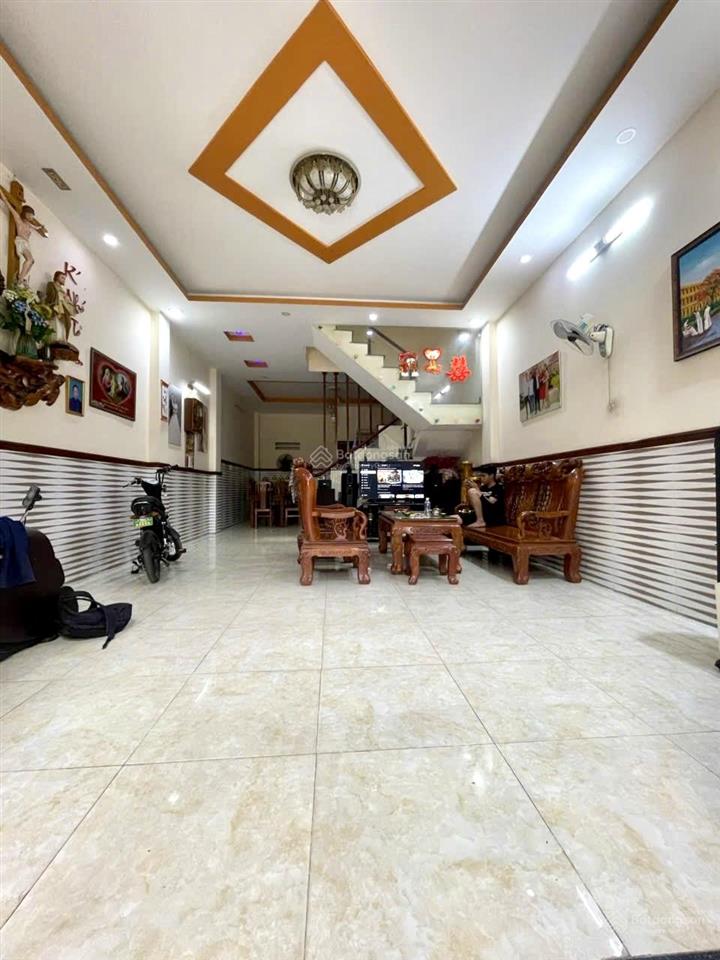 Chủ gấp bán, nhà 3 tầng, 5x16, hẻm xe hơi thông, đường nguyễn văn quá, chỉ 6 tỷ