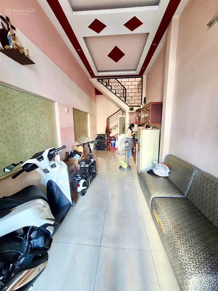 Nhà nguyễn văn quá giá rẻ, 80m2, 2 tầng, hẻm 4m, nhỉnh 4 tỷ, ngay khu dân cư an sương