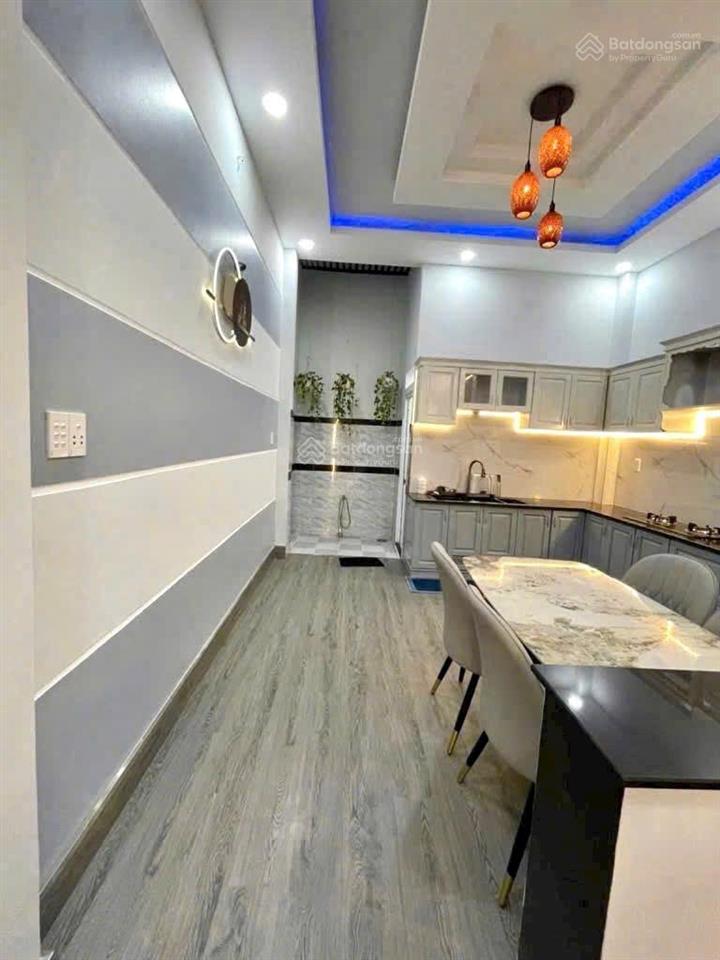 Bán nhà 4 tầng, 68m2, hẻm oto 5m, đường nguyễn ảnh thủ, chỉ 5 tỷ
