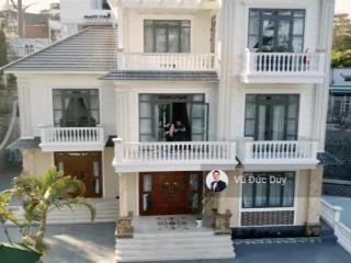 Bán villa đà lạt 500m 2 mặt tiền, sổ hồng, 5 phòng, sát mây lang thang dinh 1