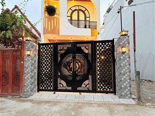Bán nhà đẹp ngay sân golf long thành  đi sân bay long thành chỉ 10 phút