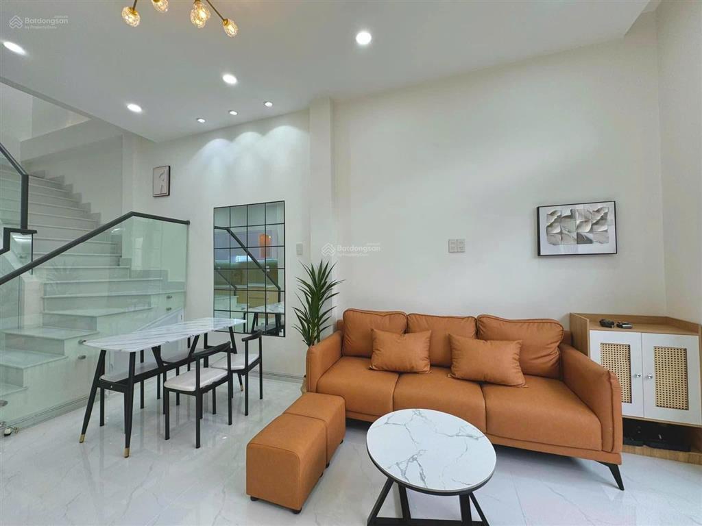 Chủ ngộp hạ giá 200 triệu bán nhà gần đường trục 16, phường tân triều