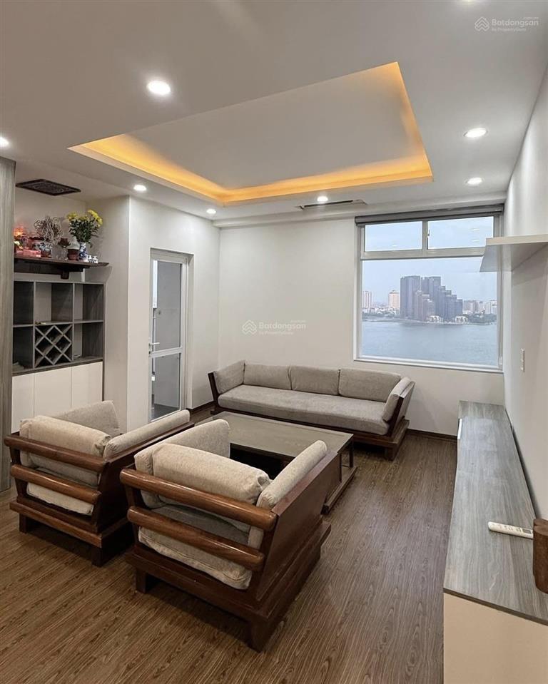 Chính chủ bán căn hộ chung cư đẹp tại ngõ 28, ct36 xuân la, 10,6 tỷ, 99,9m2, nhiều tiện ích