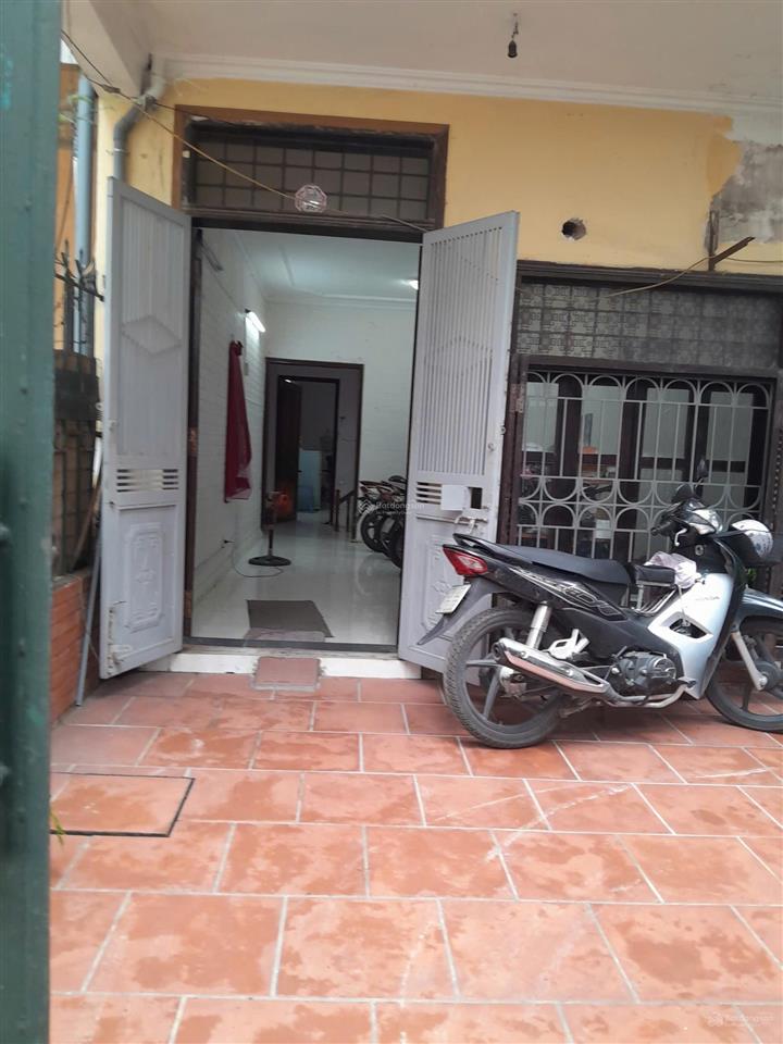 Chính chủ cho thuê nhà nguyên căn 3 tầng