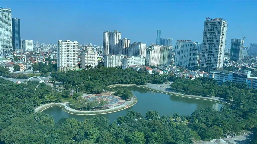 Chính chủ cần bán nhanh căn 3 phòng ngủ full đồ sẵn sổ tại golden park cầu giấy