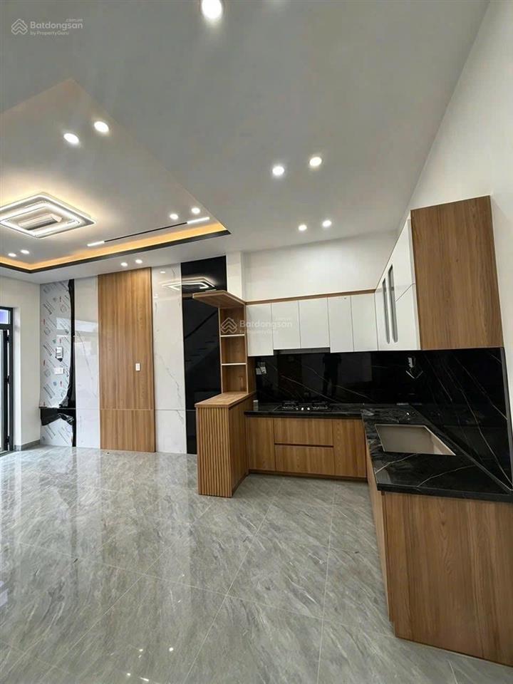 Bán nhà diên toàn thôn đông dinh | giá chỉ 2 tỷ 250 triệu