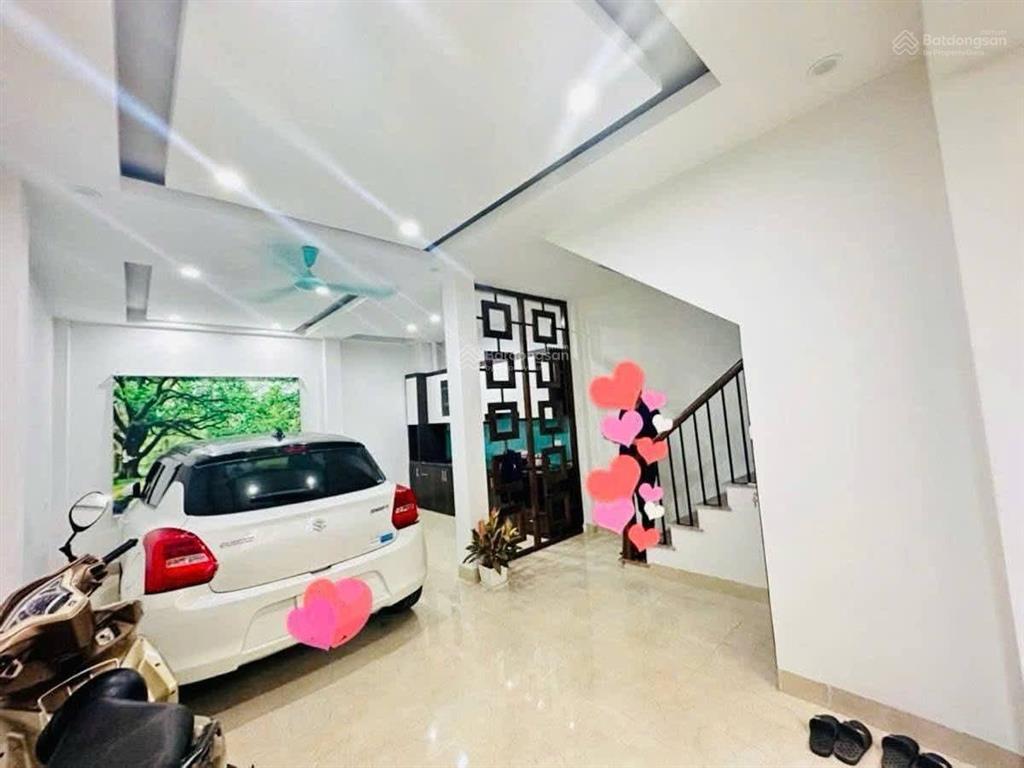 Vip tây hồ lô góc gara ô tô ngõ kinh doanh sát hồ tây dt35.5m25tmt5giá 11.8 tỷ.