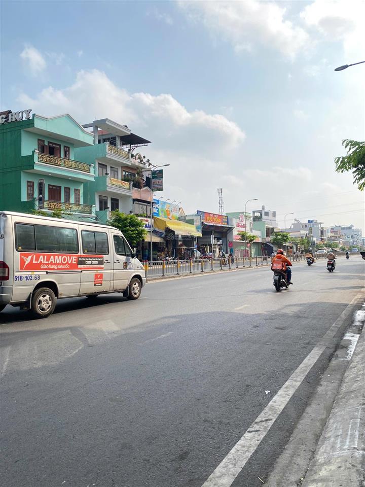 Bán chdv dt 210tr/tháng, ngay tân kỳ tân quý, 28 tỷ 5 thương lượng !!!