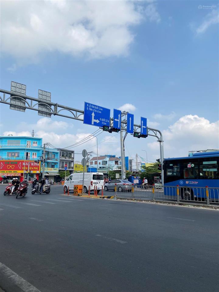 Bán chdv dt 210tr/tháng, ngay tân kỳ tân quý, 28 tỷ 5 thương lượng !!!