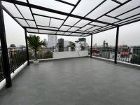 Hiếm có khó tìm tòa văn phòng phố cổ linh 100m² 8 tầng hầm view công viên dòng tiền khủng 45.6 tỷ