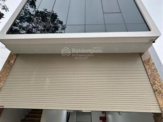 Hiếm có khó tìm tòa văn phòng phố cổ linh 100m² 8 tầng hầm view công viên dòng tiền khủng 45.6 tỷ