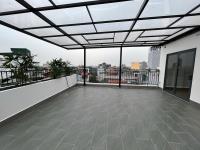 Hiếm có khó tìm tòa văn phòng phố cổ linh 100m² 8 tầng hầm view công viên dòng tiền khủng 45.6 tỷ