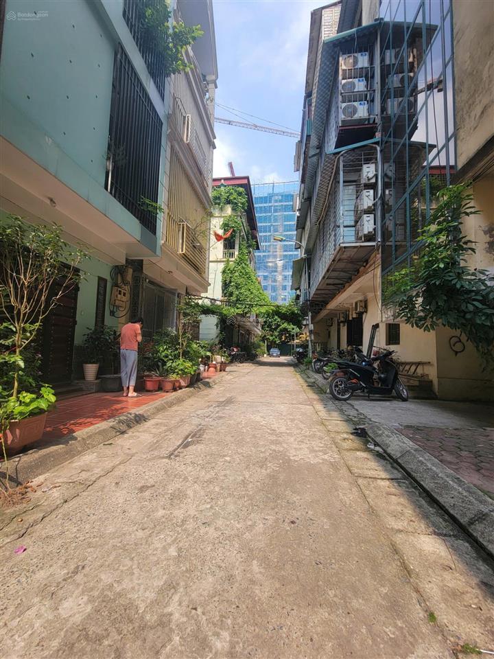Cho thuê nhà phố gia quất  55m²  3 tầng 1 tum  4 ngủ  chỉ 10 triệu/tháng