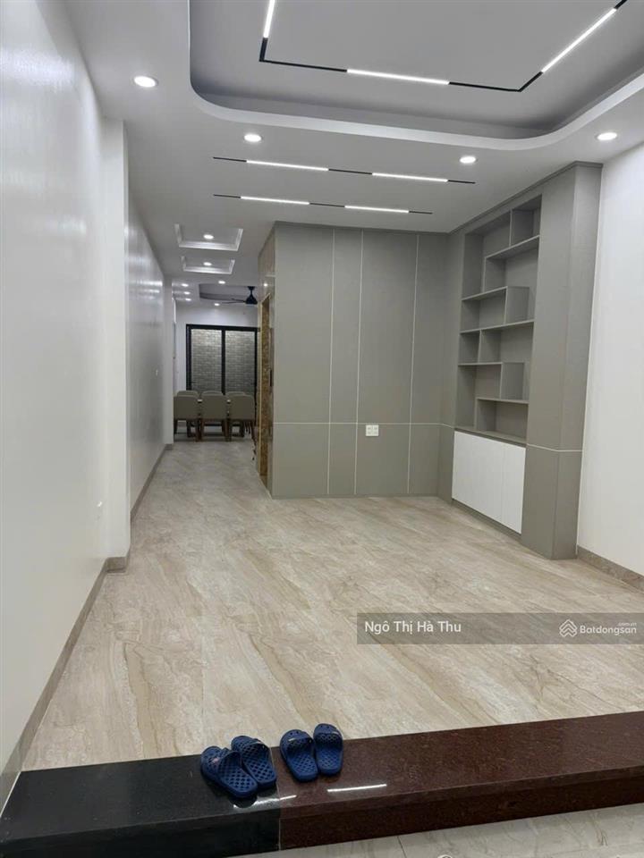 Em diễm linh mg 10 năm tại nguyễn sơn, bán căn 60m2, 6p, nội thất đẹp long lanh, ô tô đỗ gần nhà