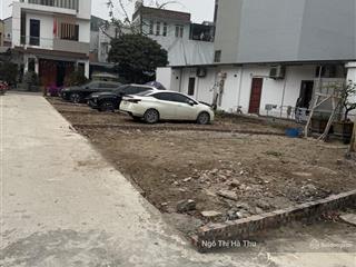 Chính chủ em có 4 lô đất phân lô tại ngọc thụy vừa ra sổ, đất vuông vắn, vị trí cực đẹp, đường to