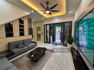 Nhà dân xây 1 căn duy nhất tại hoàng minh đạo, thang máy lô góc  14.x tỷ (thương lượng mạnh)