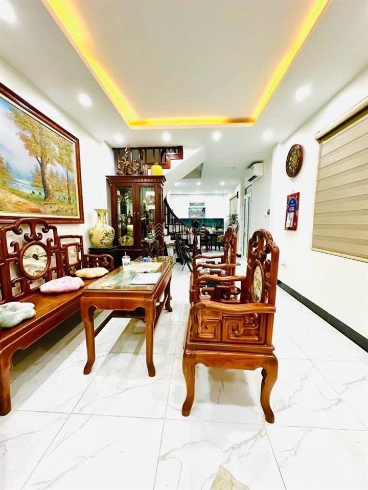 Hơn 13 tỷ nhà ngõ thông ôtô qua nhà 52m2 x 5 tầng phường nghĩa đô cầu giấy