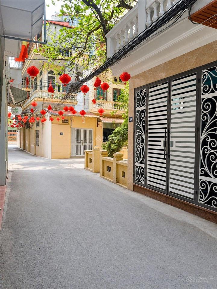 Hơn 13 tỷ nhà ngõ thông ôtô qua nhà 52m2 x 5 tầng phường nghĩa đô cầu giấy