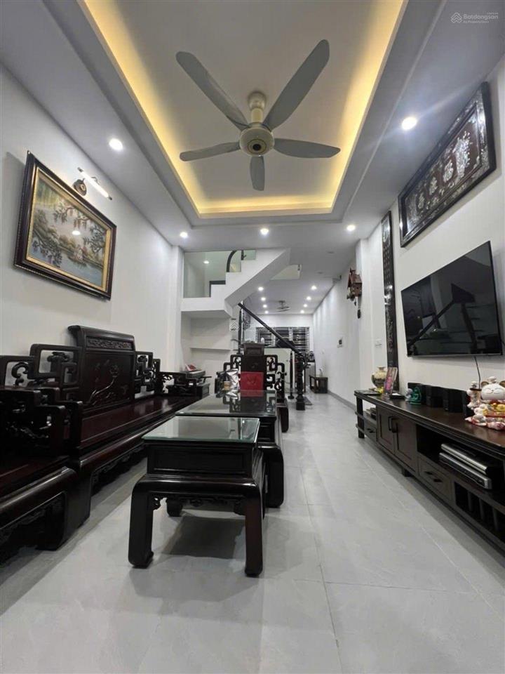 Hơn 12 tỷ nhà 50m2 mặt ngõ phố xuân thủy, cầu giấy 5 tầng đối diện trường đh quốc gia