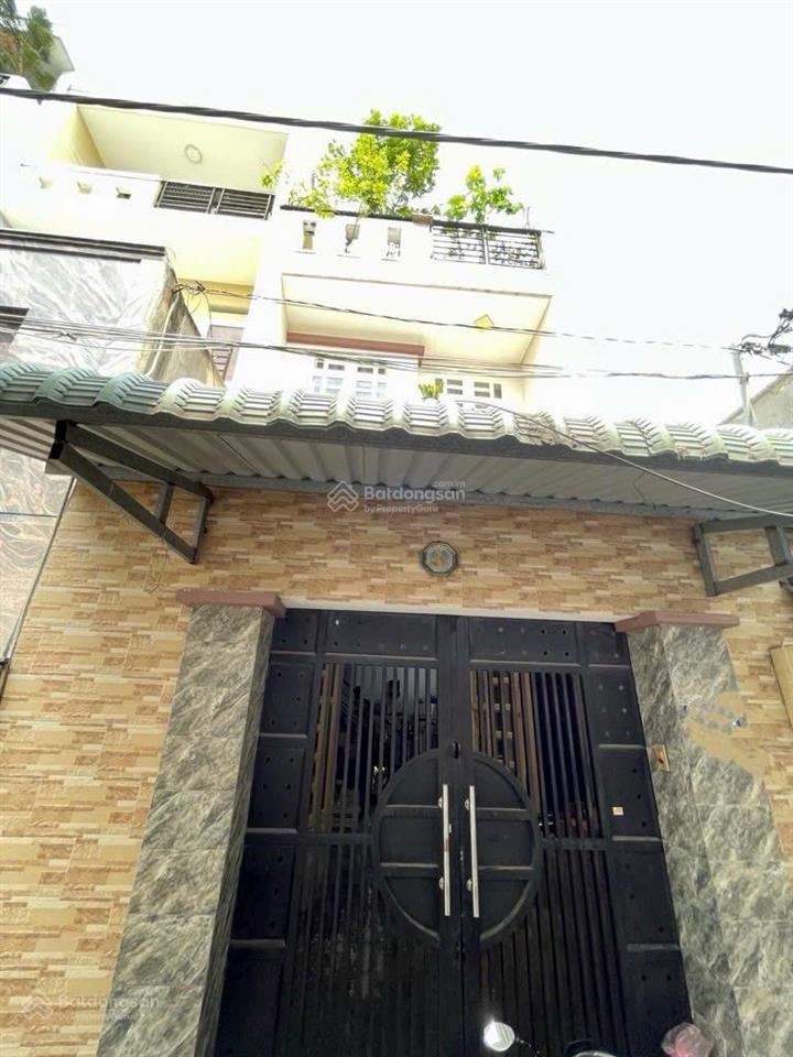 Chủ bán về quê giáp lê thúc hoạch  tân hương  nhà btct 3 tầng gần công viên  chỉ 4.299 tỉ tl