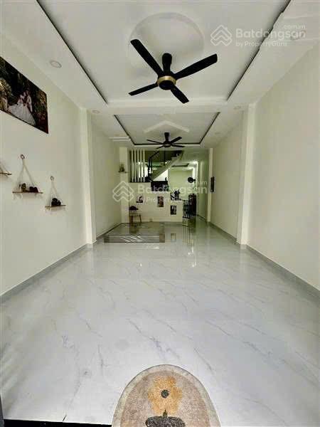 Chính chủ 3 tầng btct lê trọng tấn giáp tân phúhẻm xe hơi  70m,4pn  chỉ 5.5 tỷ tl