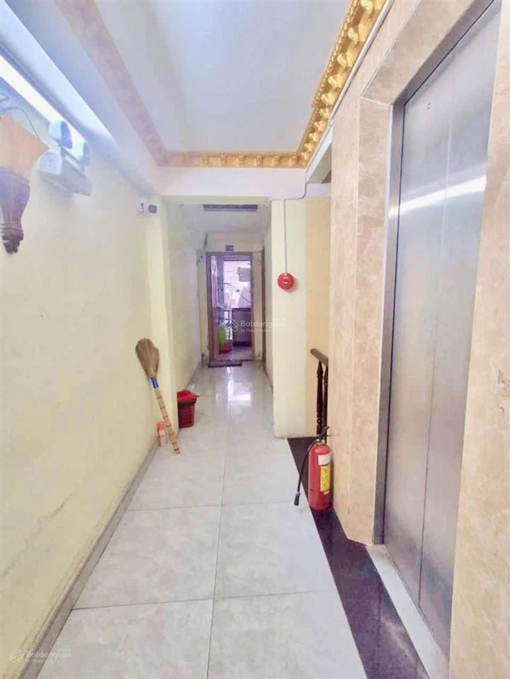 Khách sạn mtkd có thang máy lê trọng tấn doanh thu 100tr/tháng 100m² có lề 2m chỉ 12.9 tỷ tl