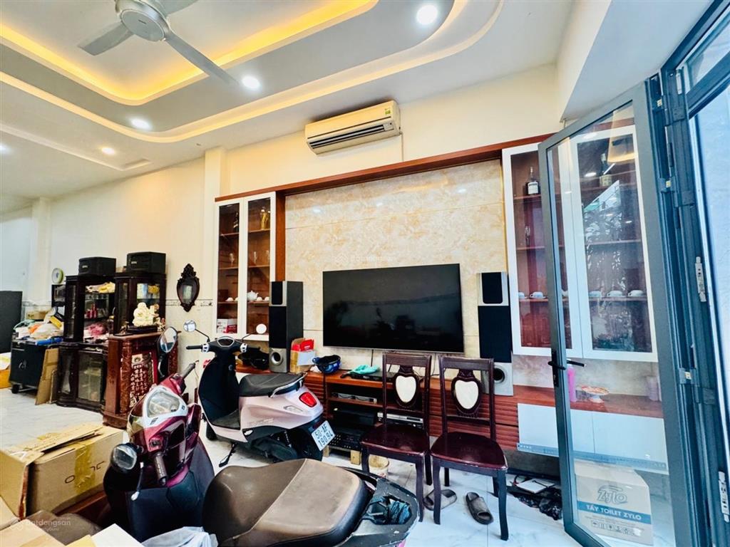 Nhà mới 4 tầng lê văn quới full nội thất hẻm xe tải  60m2  chủ gấp bán 5.x tỷ tl