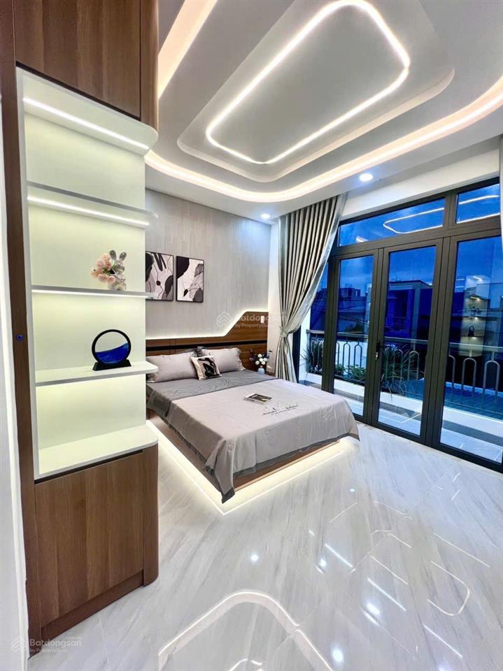 Nhà 4 tầng  lô góc mã lò  khu tên lửa 100m2  4pn  giá 7.5 tỷ