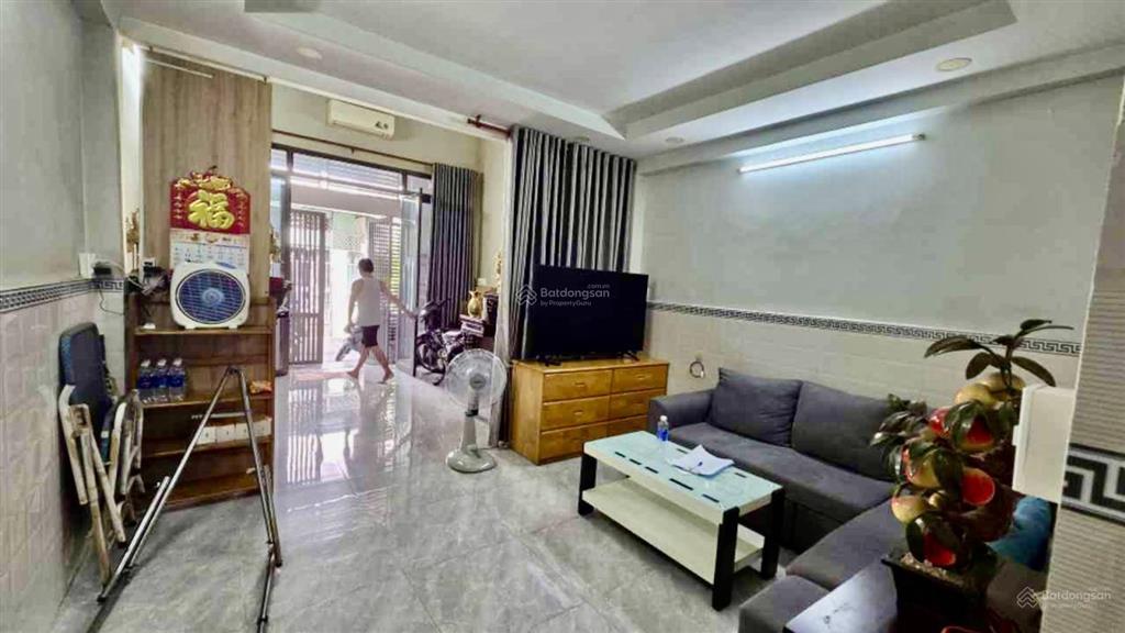 Nhà 2 tầng  lê văn quới, bình trị đông  hxh  4x15m  nhỉnh 5. x tỷ nhỏ thương lượng