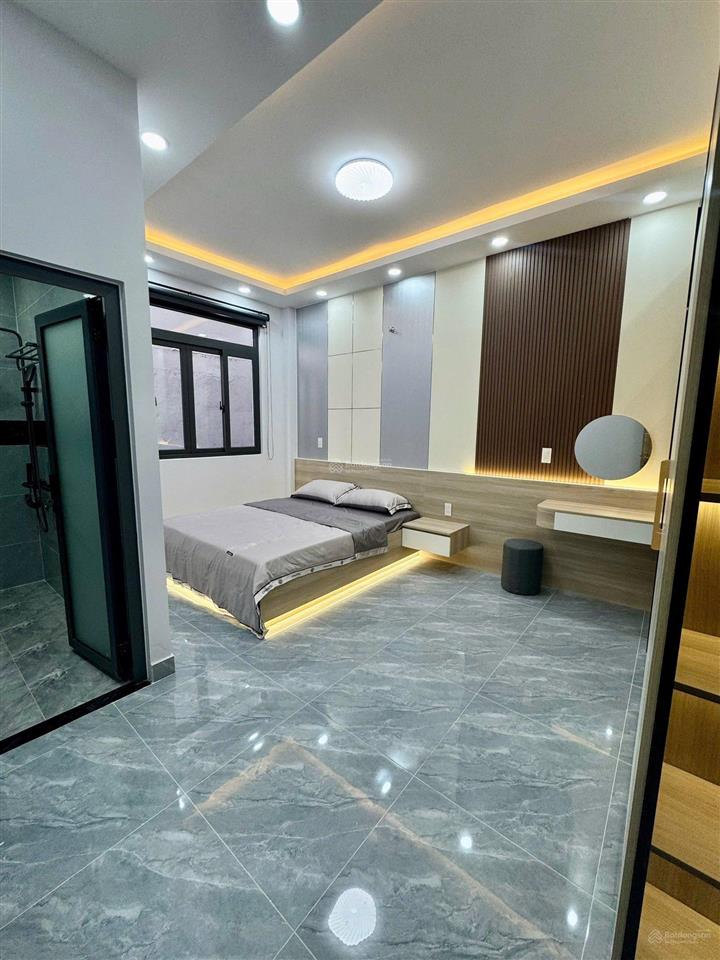 Cần bán nhà 2 lầu  65m2 ngay đường nam cao, quận 9. giá 6 tỷ 390, mặt tiền 8m, dân cư an ninh