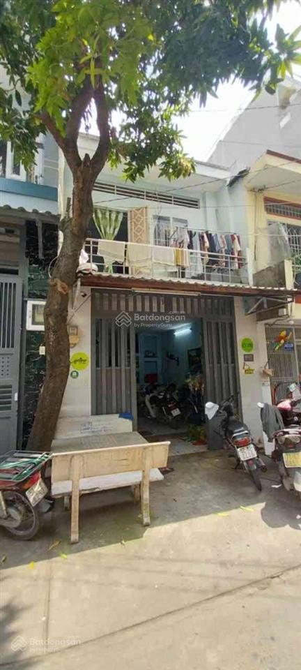 Chính chủ cần bán gấp về quê sống cùng anh em nhà shr vuông vức xây 2 tầng 3pn về sơn lại bao mới