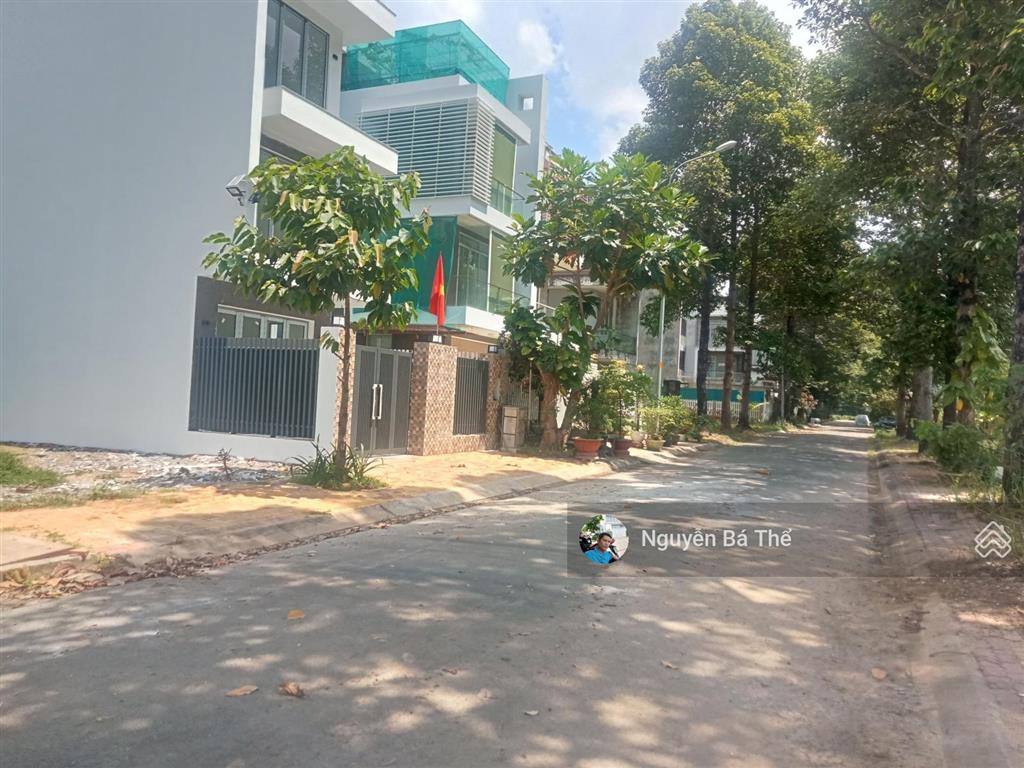 Sổ hữu ngay ngôi nhà 4tầng,175m2 đất,khu dân cư nhà việt nam, hạ tầng cực đẹp chỉ 9.39 tỷ