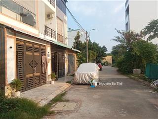 Lô đất gần chợ long trường, đường nhựa 7m,xây căn nhà 4 tầng cực đẹp chỉ 3.75 tỷ thương lượng.