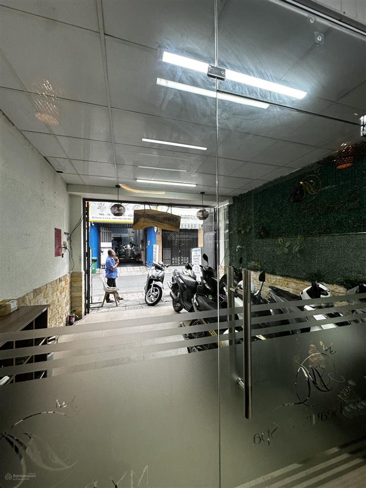 Giá nhà mặt tiền thống nhất gò vấp, lời ngay mua, sẵn dòng tiền cho thuê, xây dựng 7 tầng