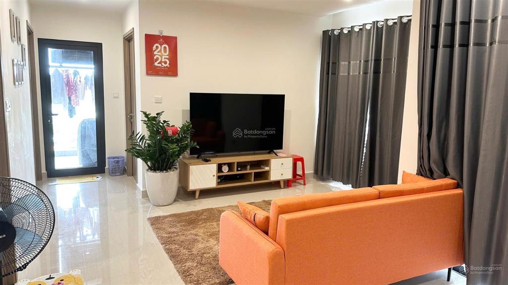 Bán căn hộ 2 phòng ngủ + 1 phòng đa năng 69m2 giá chỉ 3 tỷ 1 sẵn sổ hồng công chứng ngay