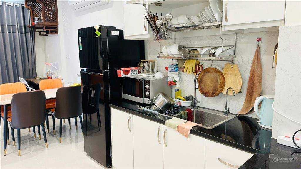 Bán căn hộ 2 phòng ngủ + 1 phòng đa năng 69m2 giá chỉ 3 tỷ 1 sẵn sổ hồng công chứng ngay