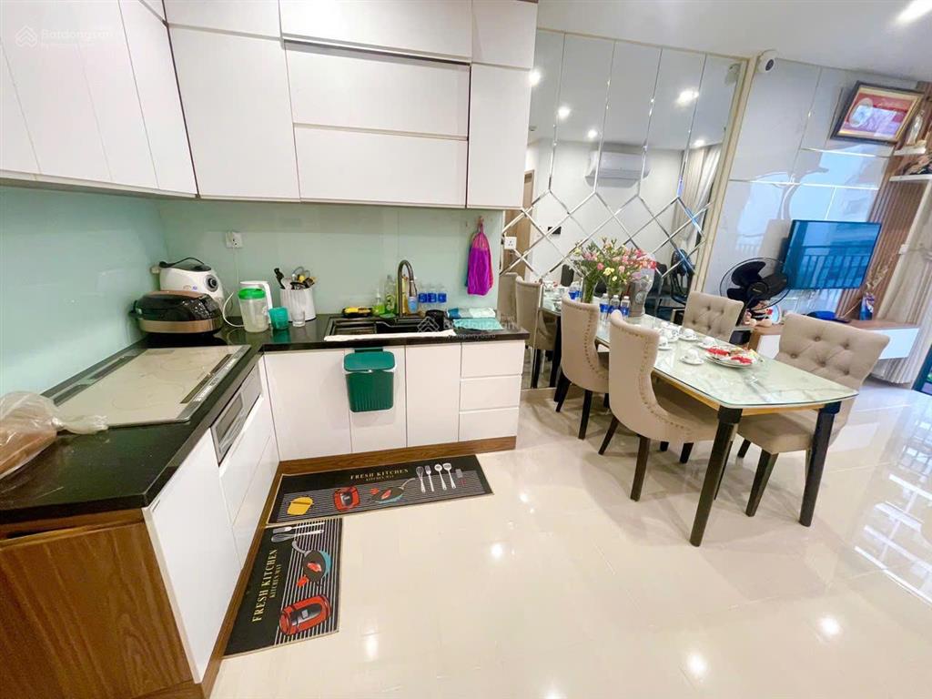 Bán căn hộ 47m2 1 phòng ngủ và 1 phòng ngủ đa năng sẵn sổ full nội thất giá chỉ 2ty25